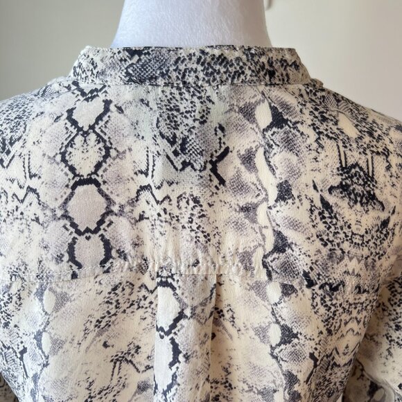 Lux & Chic Cynthia Rowley 100% Silk Button-Front Tunic | Cream Snake Print | S - Picture 5 of 16